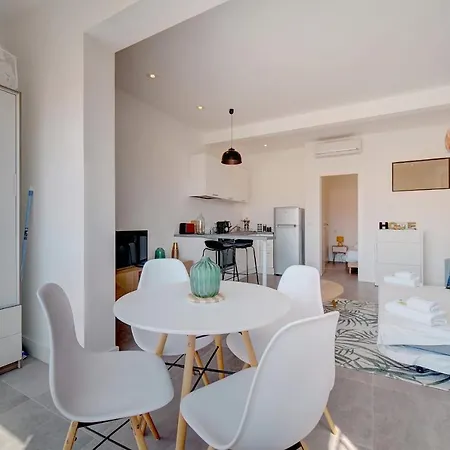 Immogroom - Renovated - Wifi - Ac - Congressbeaches Appartamento